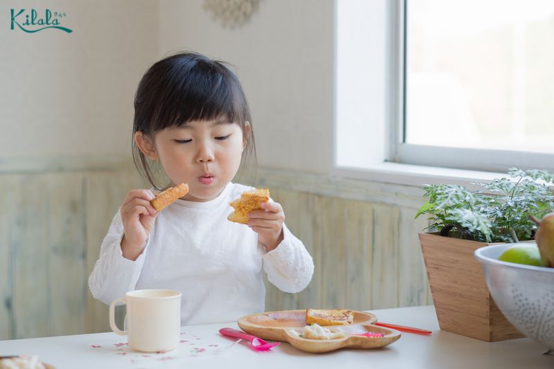 tập cho trẻ thói quen tự lập trước khi sinh em tập cho trẻ thói quen tự lập trước khi sinh em